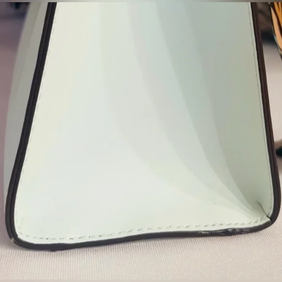 EUC Kate Spade Anissa - Picture 3 of 5